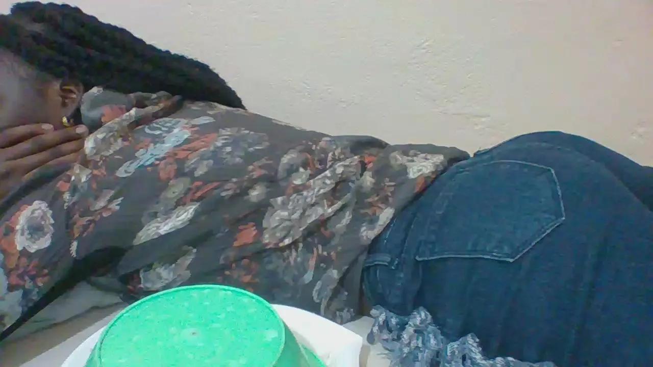 Offline Shania_lover on Cam4