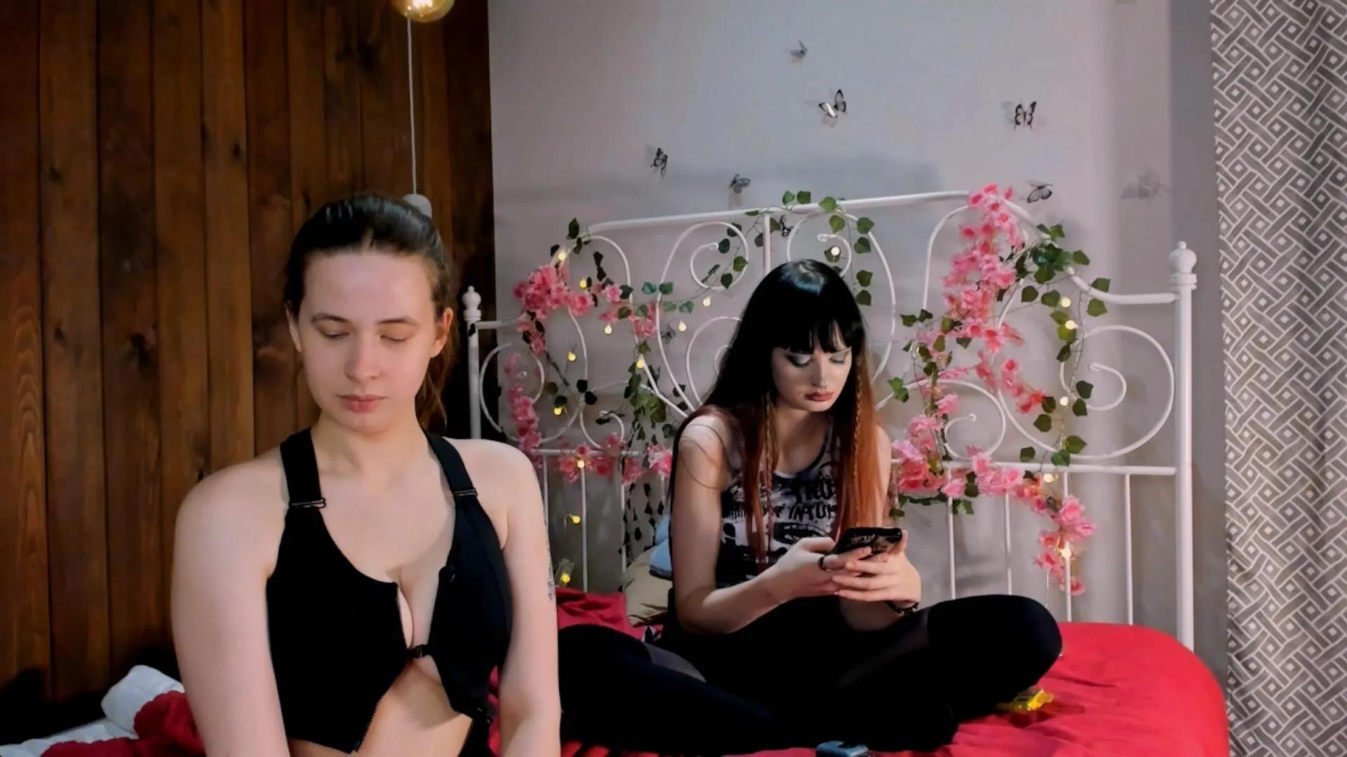 ShardaTribble on Cam4