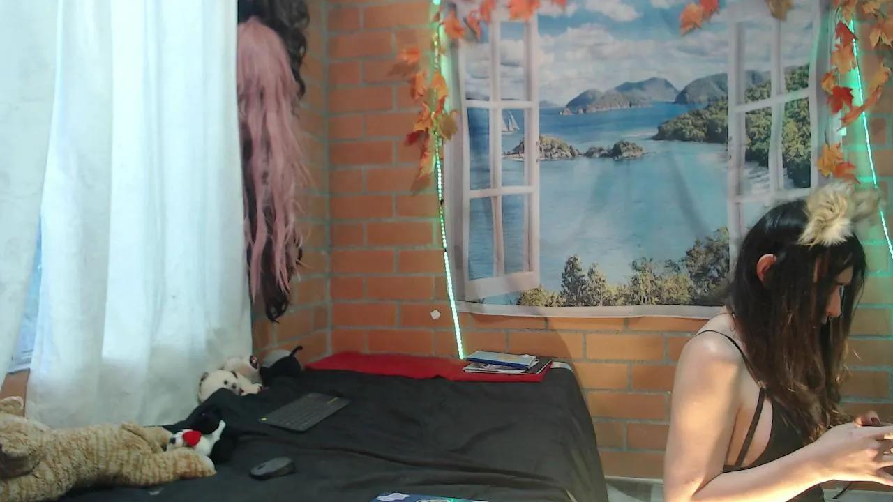 slutty_pet on Cam4