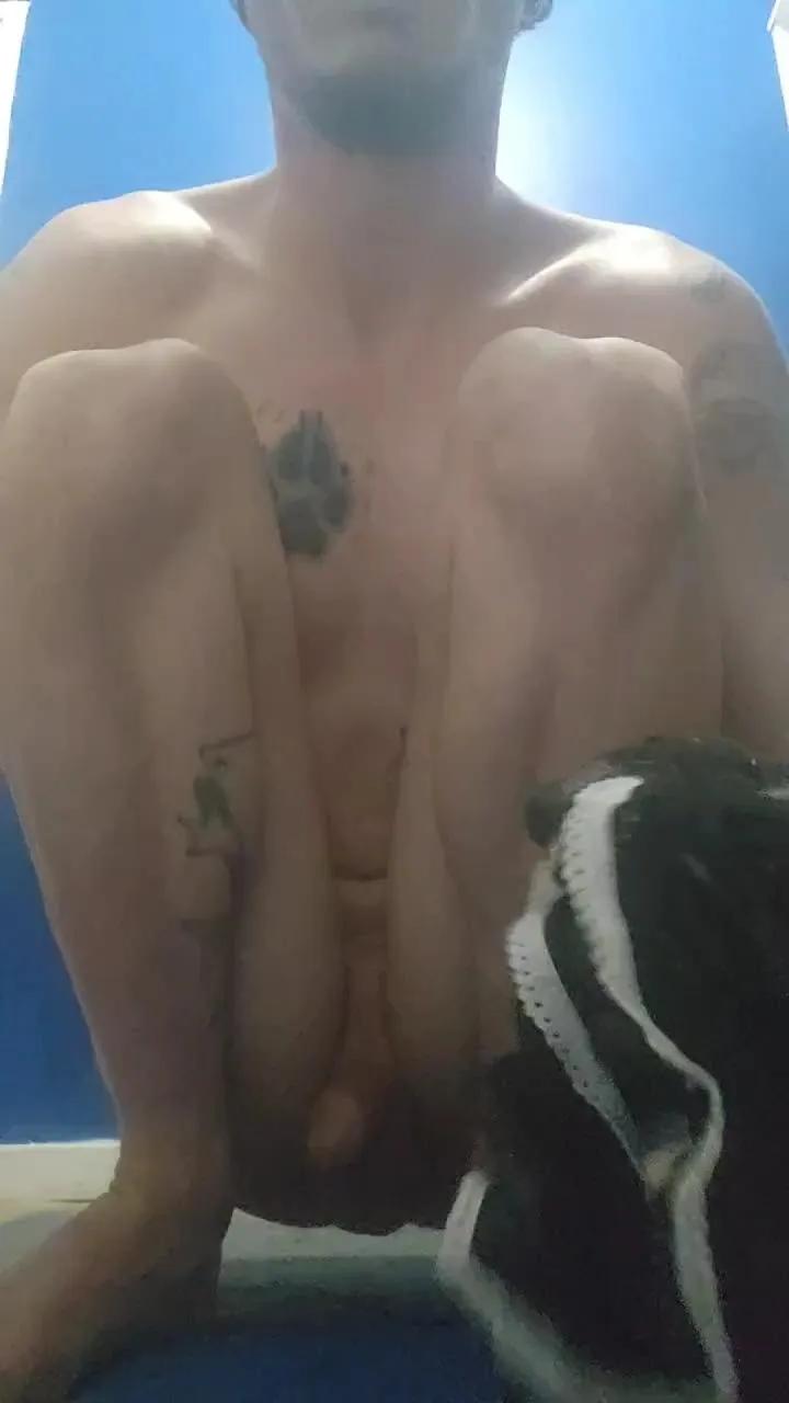 Offline Sluttyknotty on Cam4