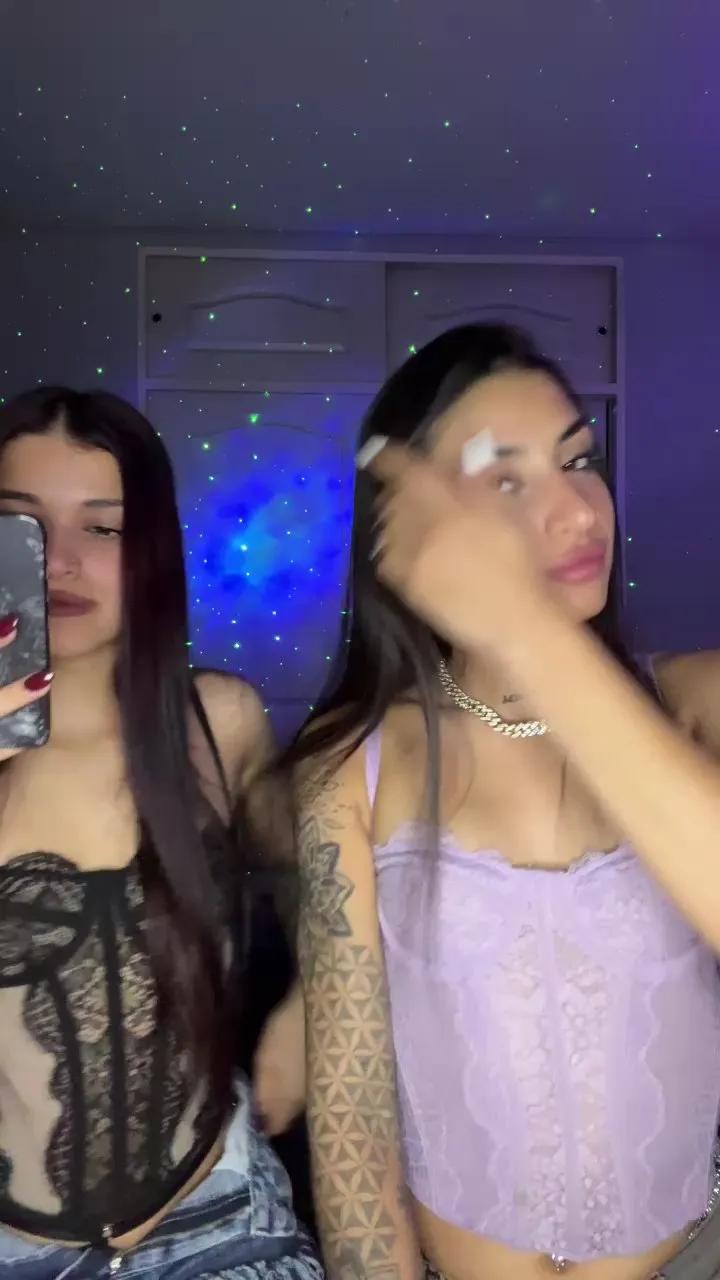 Offline SophiaGV22 on Cam4