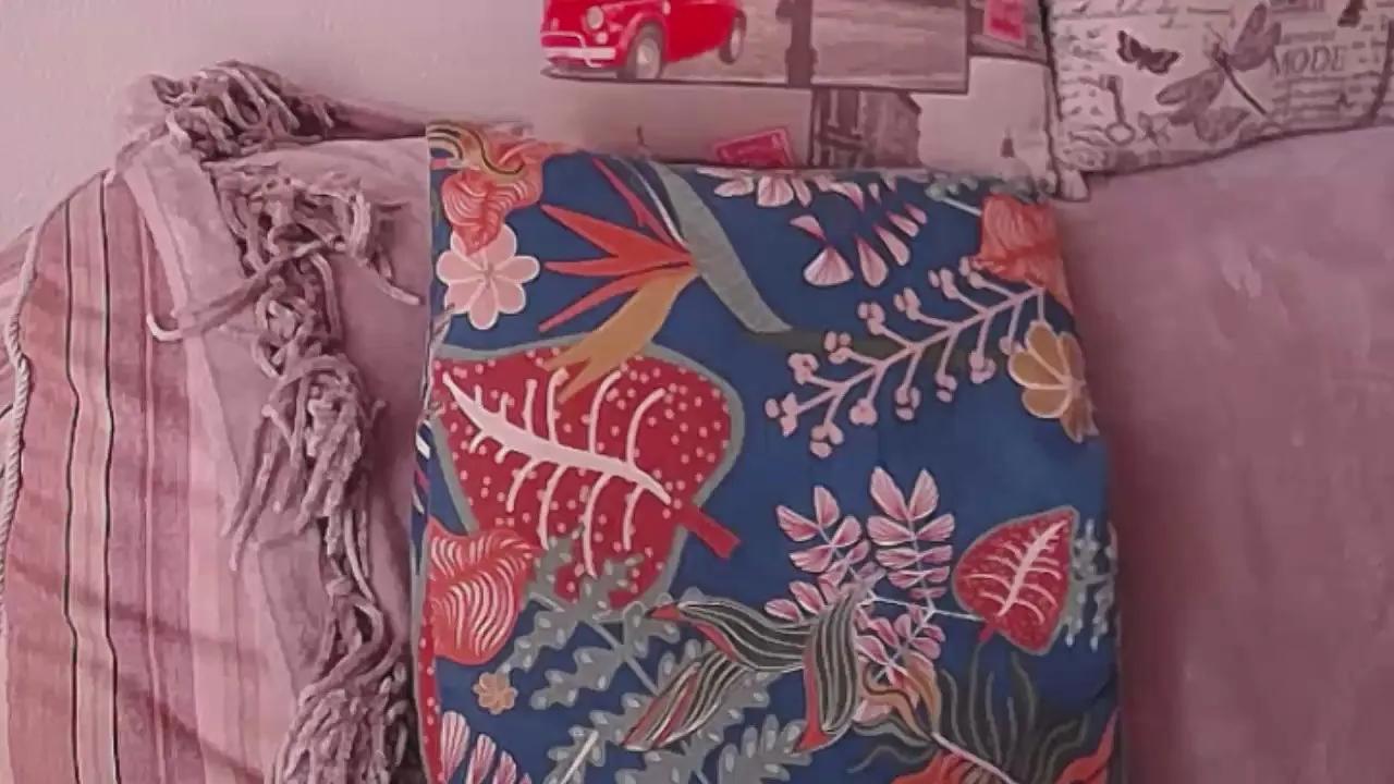 Offline SquirtyEleanor on Cam4