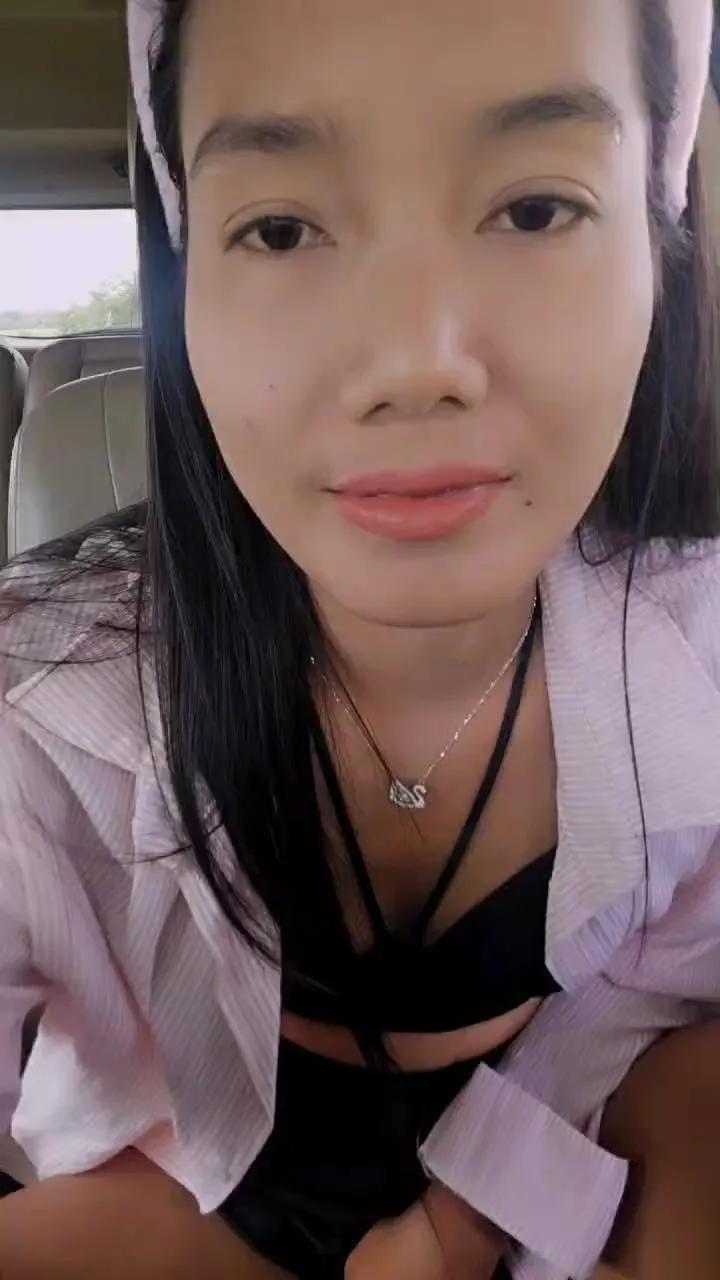 Offline studentthaigirl on Cam4