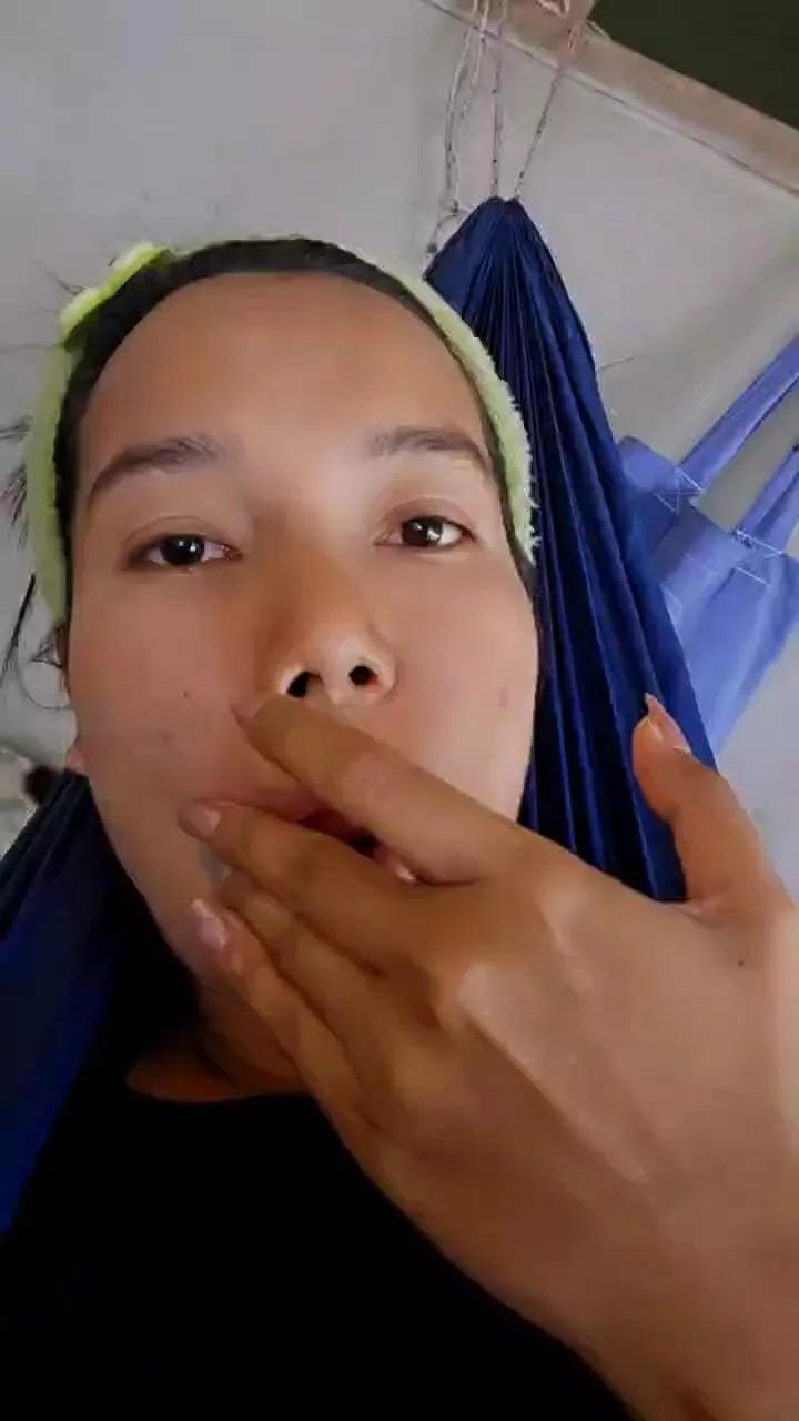 Offline studentthaigirl on Cam4