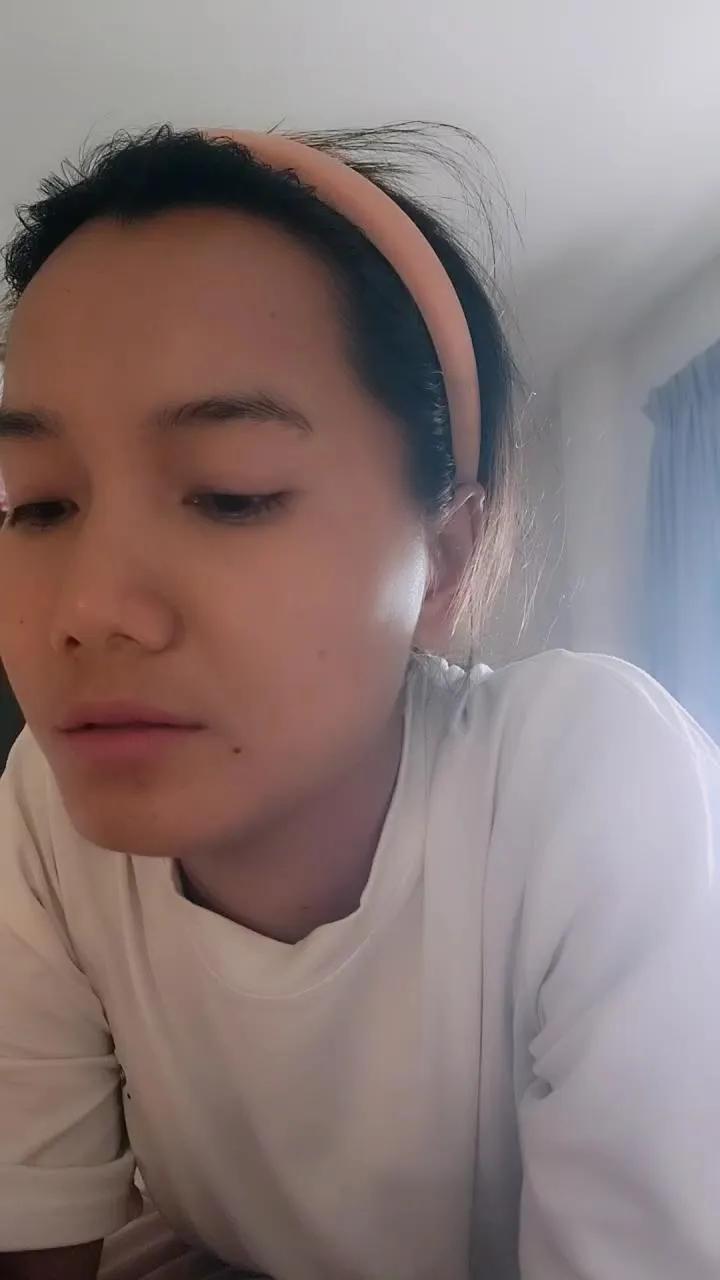 Offline studentthaigirl on Cam4