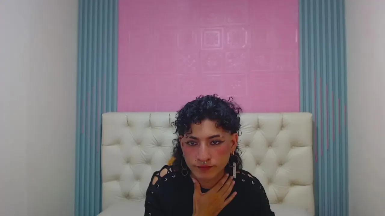 SusanHawk on Cam4 