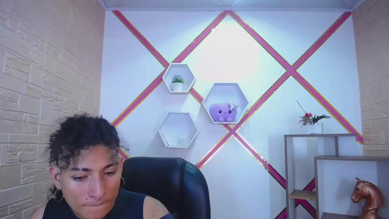 SusanHawk on Cam4 