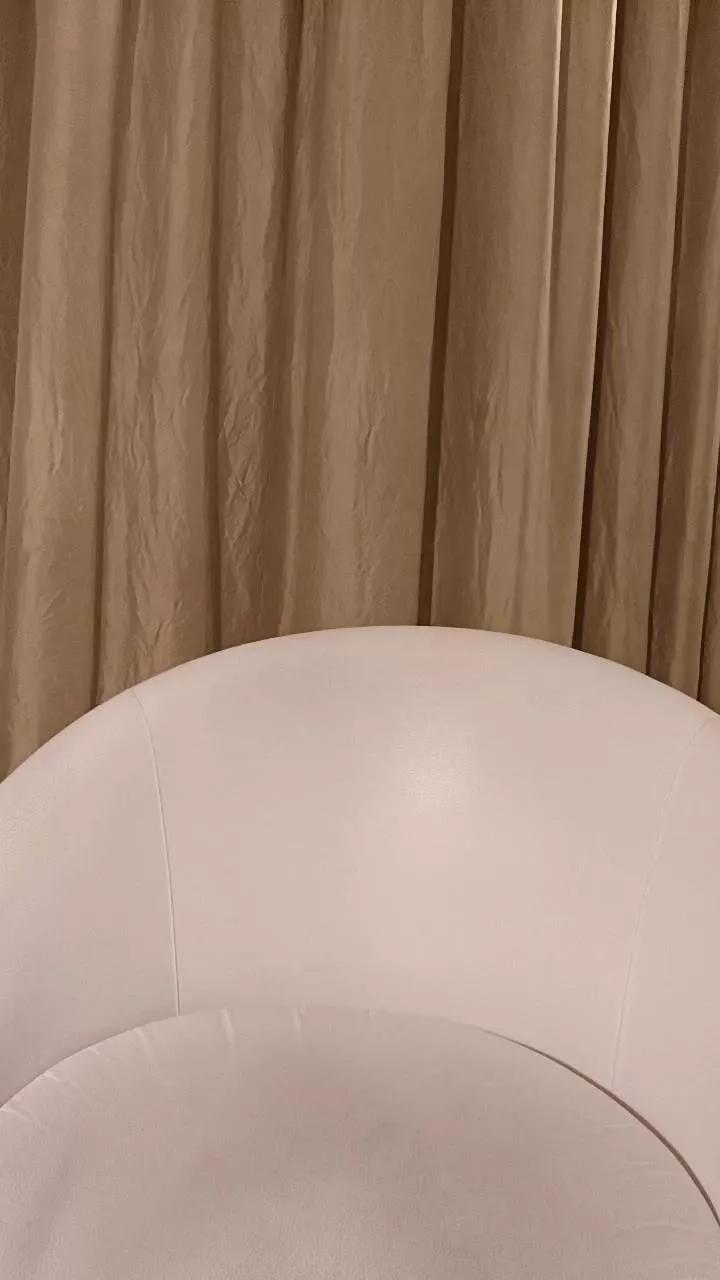 Offline SusieRedd on Cam4