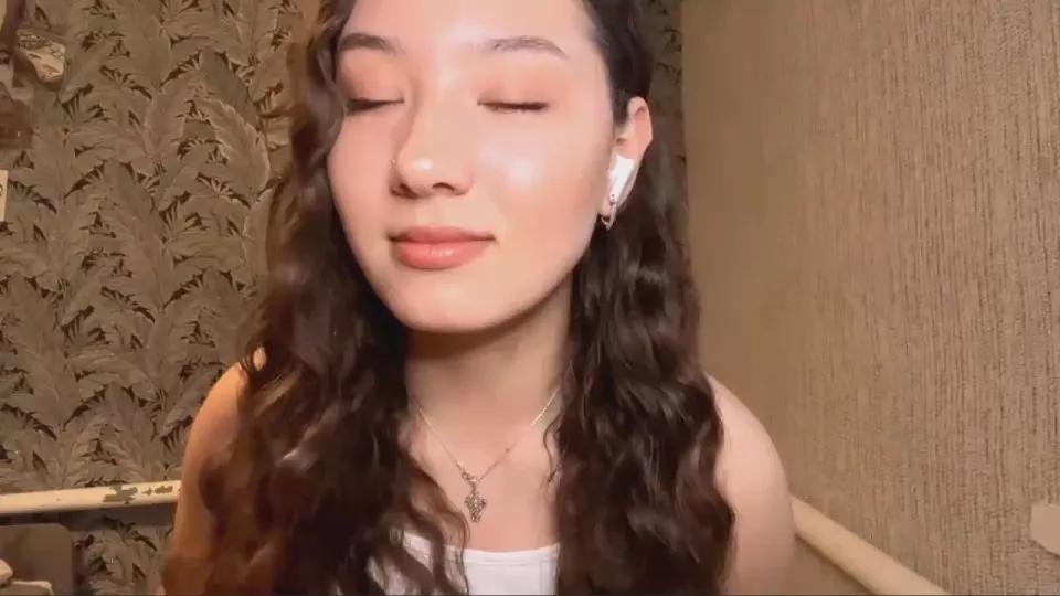 Offline SuzannLertora on Cam4