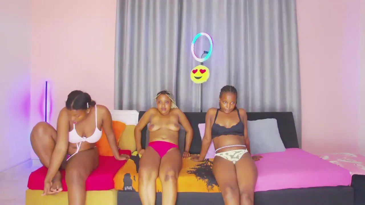 Sweetchocolette on Cam4 