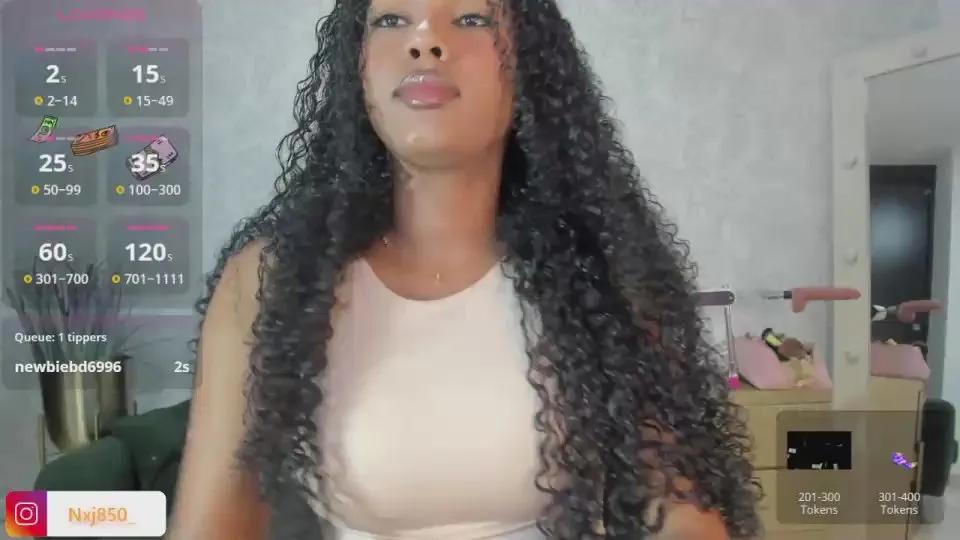 Offline Teresa_Coluchi on Cam4