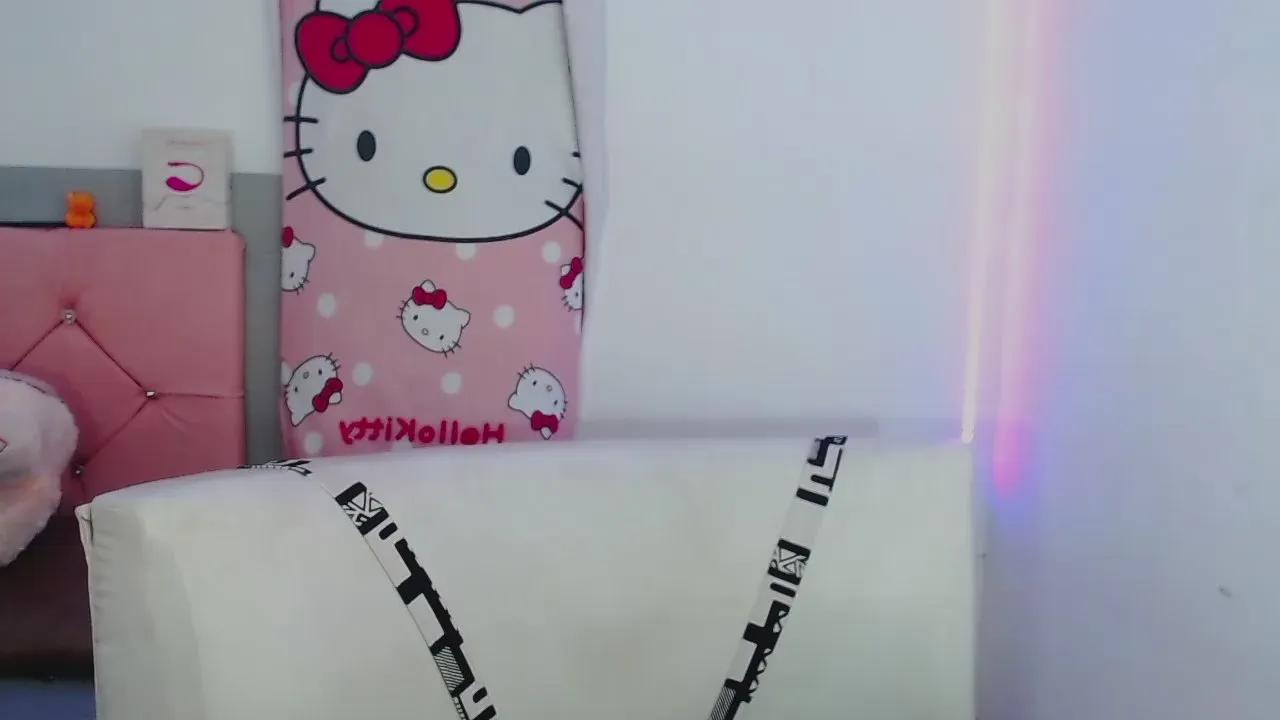 Offline titania_000 on Cam4