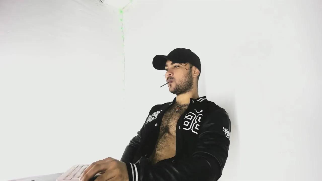 Offline Tommy_Sccot on Cam4