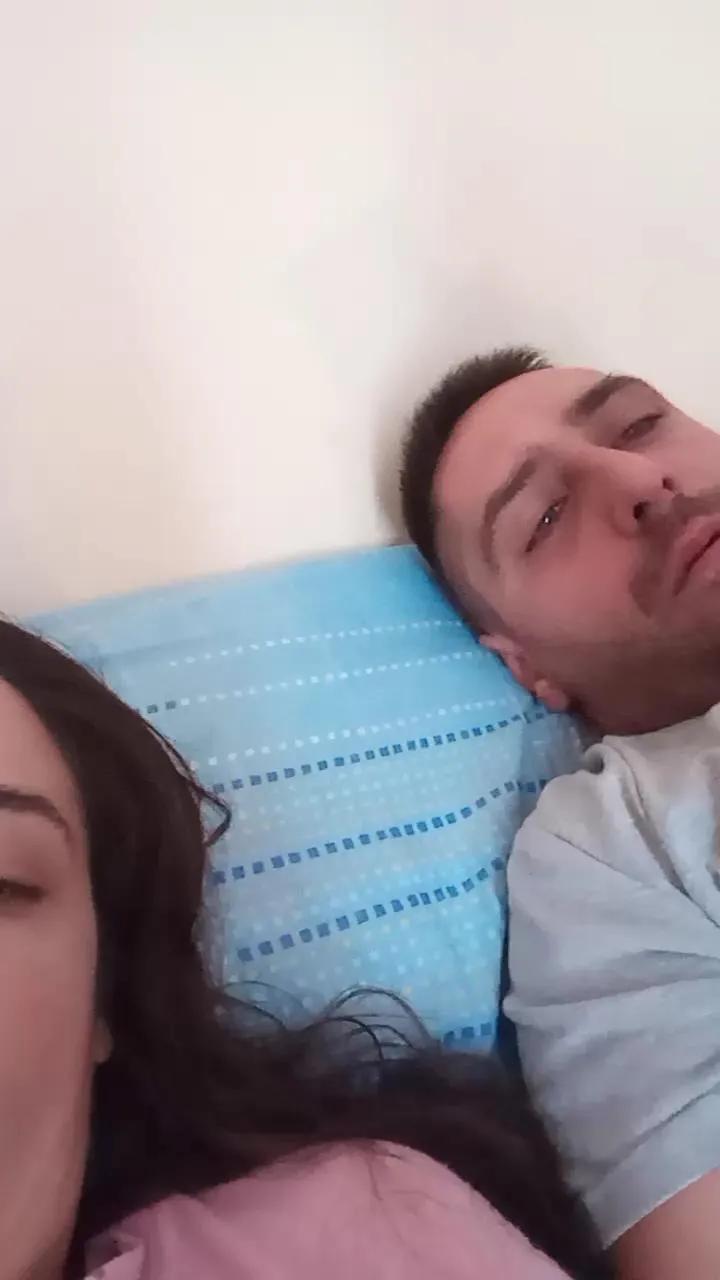 Offline Tumorvosa on Cam4