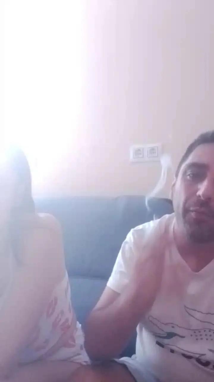 Offline Tumorvosa on Cam4