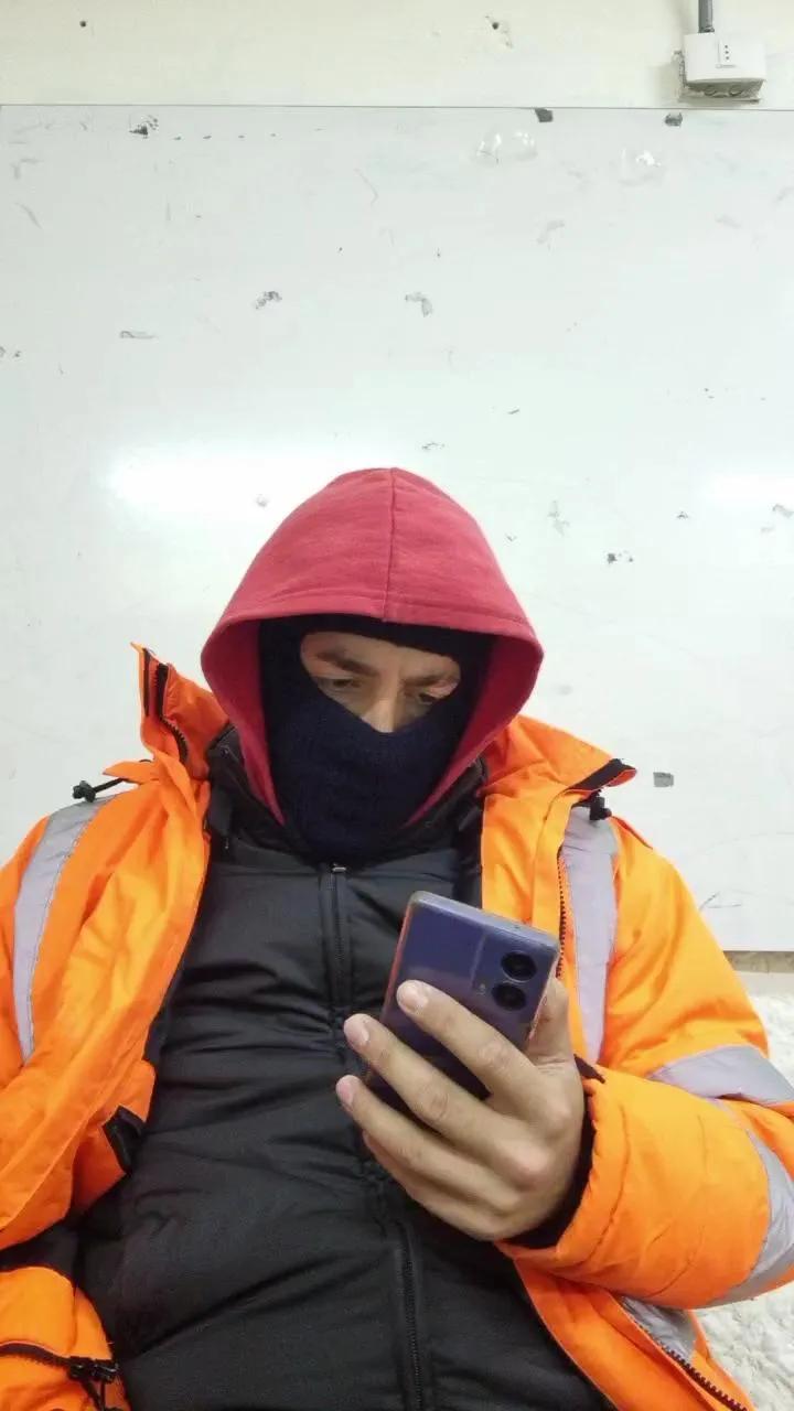 Offline TuPaixxx69 on Cam4