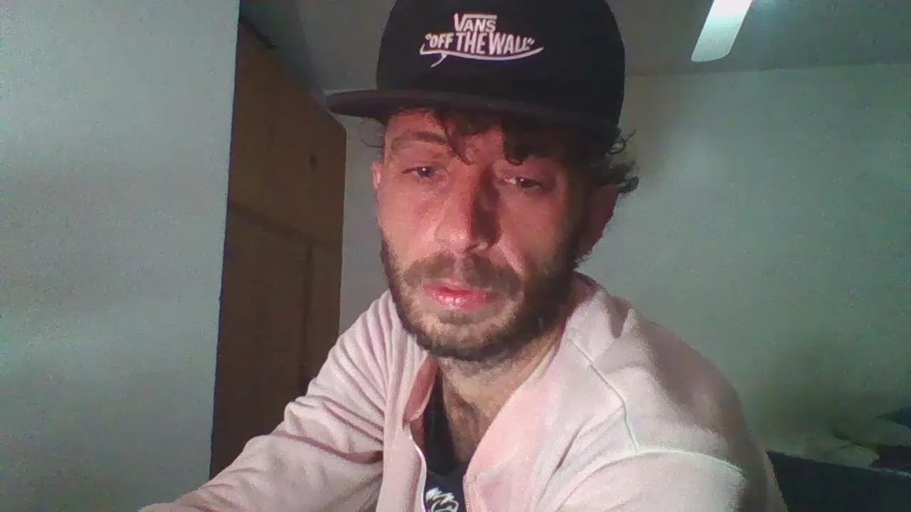Offline TurrixHotFiree on Cam4