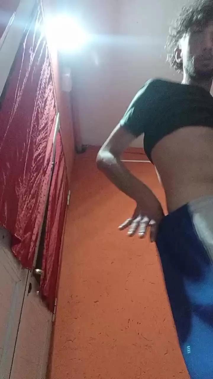 Offline TurrixHotFiree on Cam4