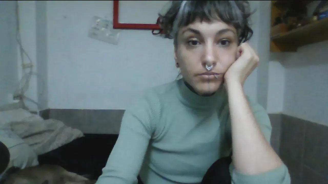 Offline UrValkyrie on Cam4