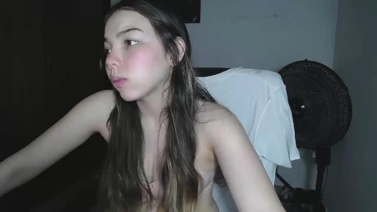 Offline Venelope1 on Cam4