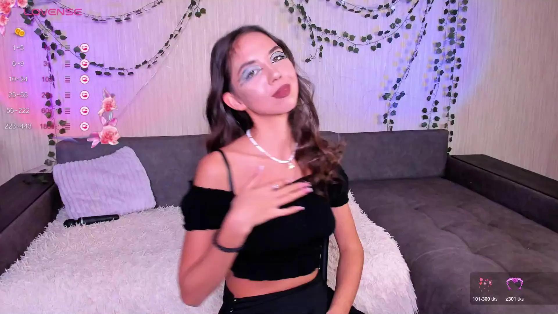 Offline VictoriaMarlow on Cam4