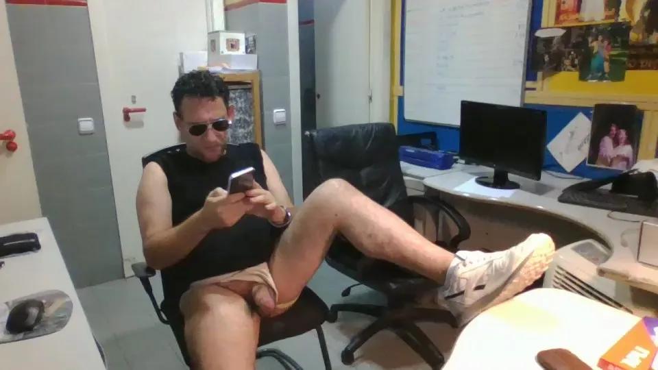 viteperro69 on Cam4
