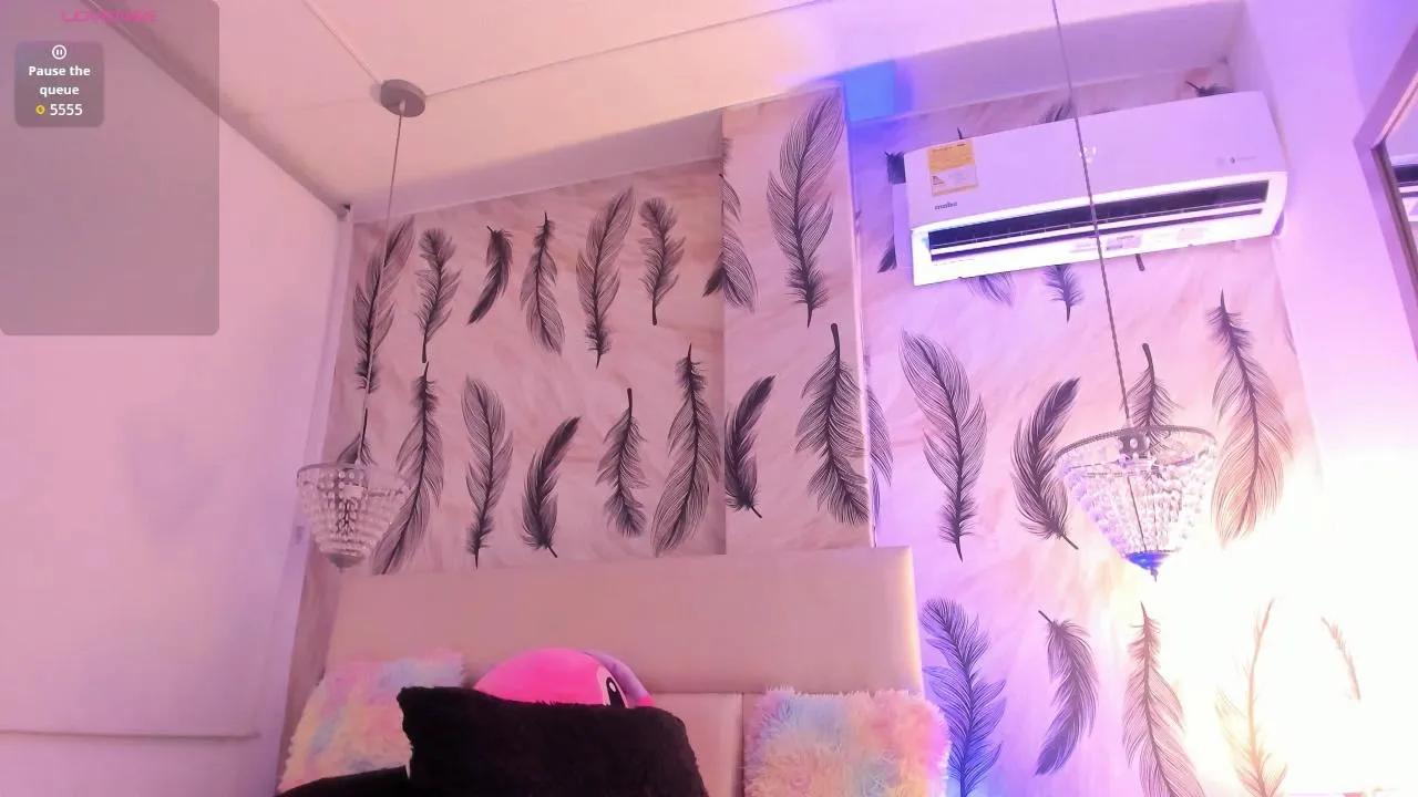 Vivi_prinncess on Cam4 