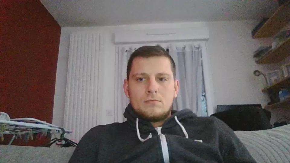 Offline voussatisfaire on Cam4