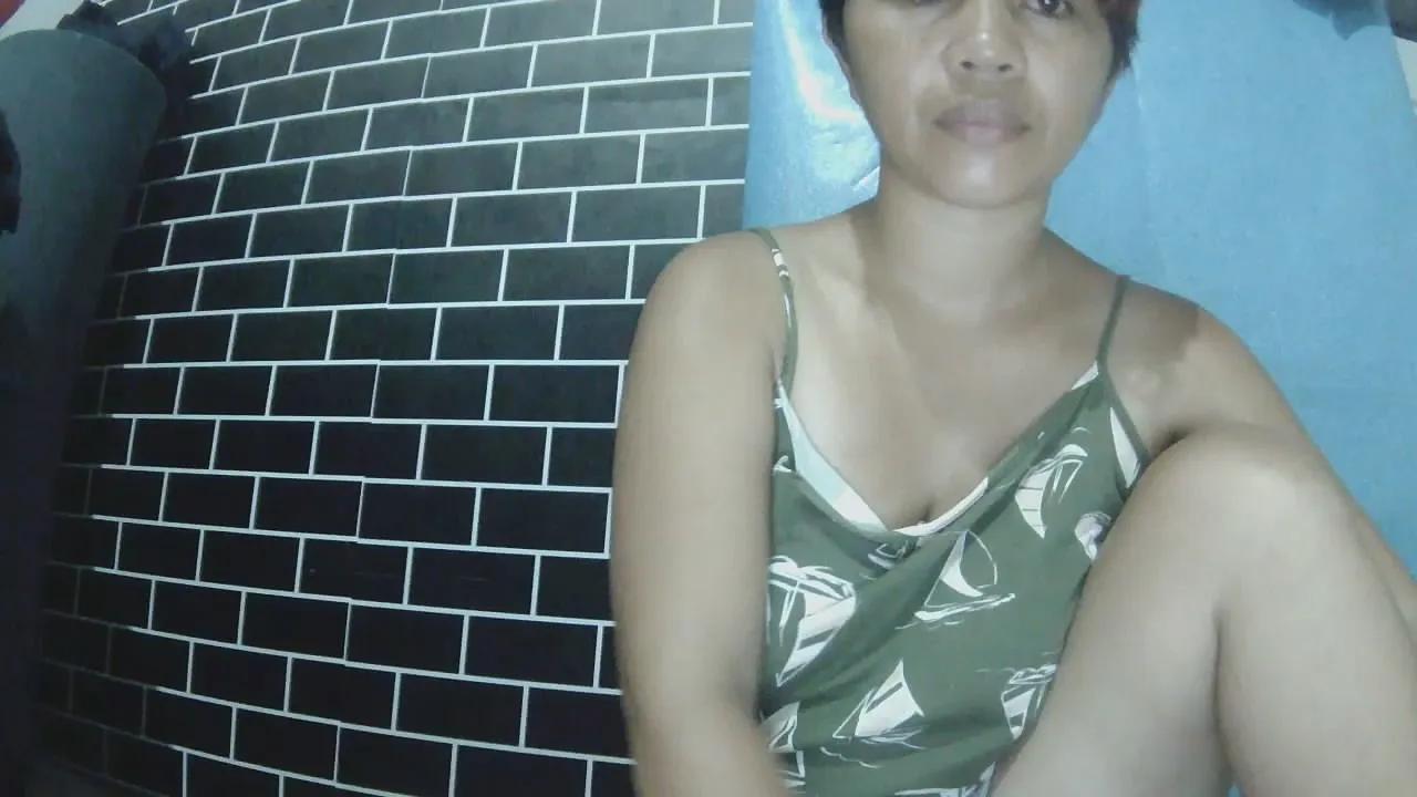 Offline wildpoohkhaye on Cam4