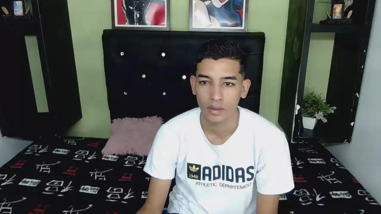 Offline x_oliver_x on Cam4