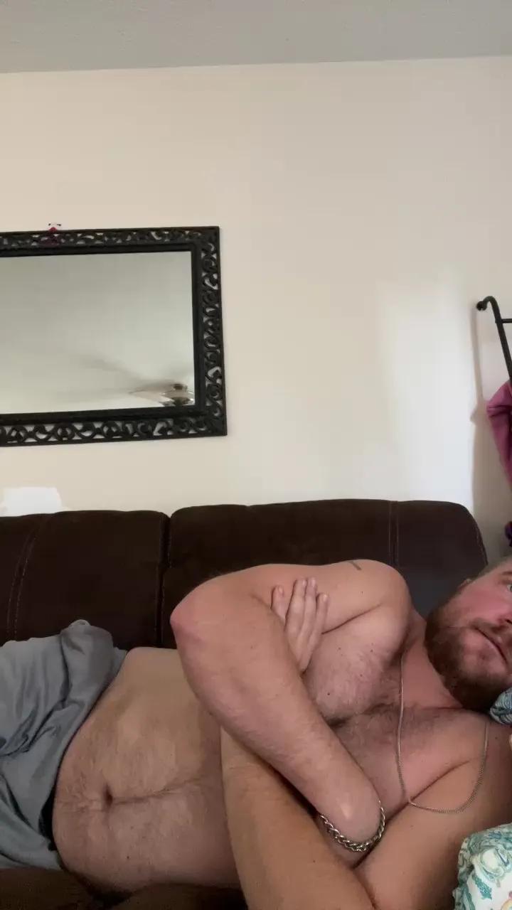 Offline Yearight181 on Cam4