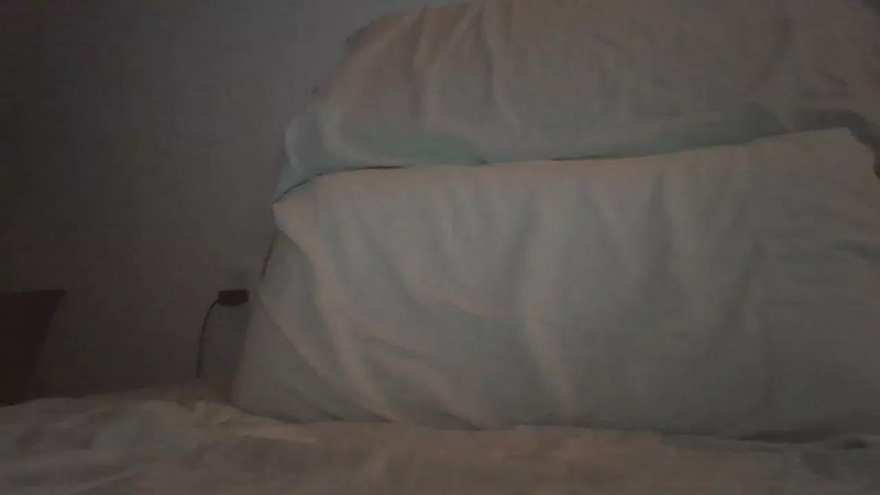 Offline yuyal on Cam4