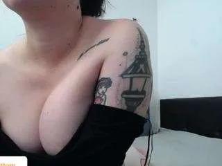agathabolton on CamSoda 