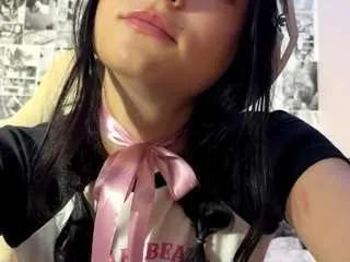 Freechat alessiajohnson on CamSoda