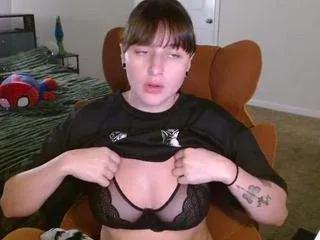 Offline alicesteele444 on CamSoda