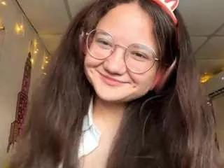 amadakuhnemund on CamSoda 