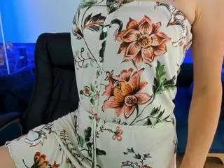 anabell-xxx on CamSoda 