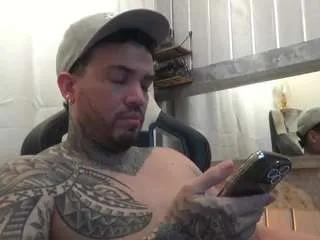 Offline angellatino on CamSoda