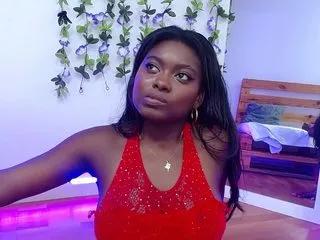 annie-ebony on CamSoda 