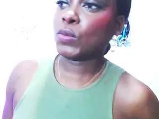 annie-ebony on CamSoda 