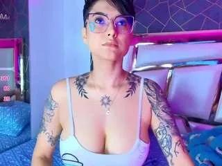 Offline annieswan on CamSoda