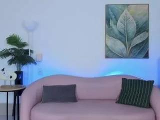anny-montes on CamSoda 