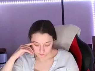 bambi8113 on CamSoda 