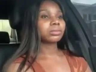 bellaann on CamSoda 