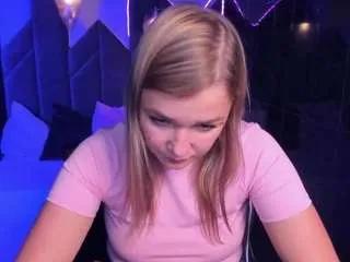 belladreamy on CamSoda 
