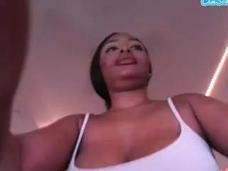 Offline bianca171 on CamSoda