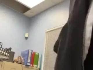 Offline britneyjean81 on CamSoda