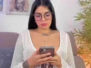 butterflyy1 on CamSoda 