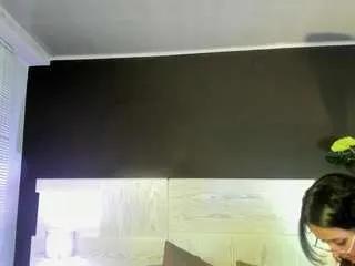 Offline camila-nx on CamSoda