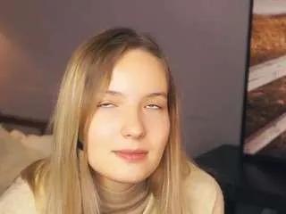 Freechat celestineberanek on CamSoda